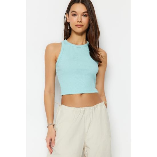 Гибкая трикотажная майка в рубчик с вырезом на шее Super Crop Halter