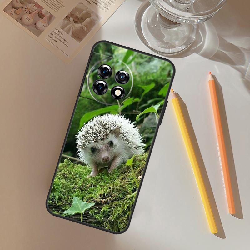 Cute Little Hedgehog Funda For OnePlus 12R 13 12 R 11 9 10 Pro 8T 9RT 10T OnePlus Nord 4 CE 2 3 Lite N20 N30 Case