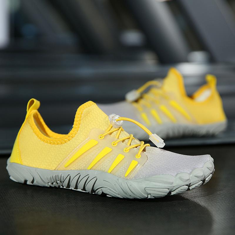 Fashion New Couple Water Shoes Aqua Shoes Five-finger Swimming Shoes 35-46 Size Beach Sports Shoes Fashion Men's Fitness Shoes