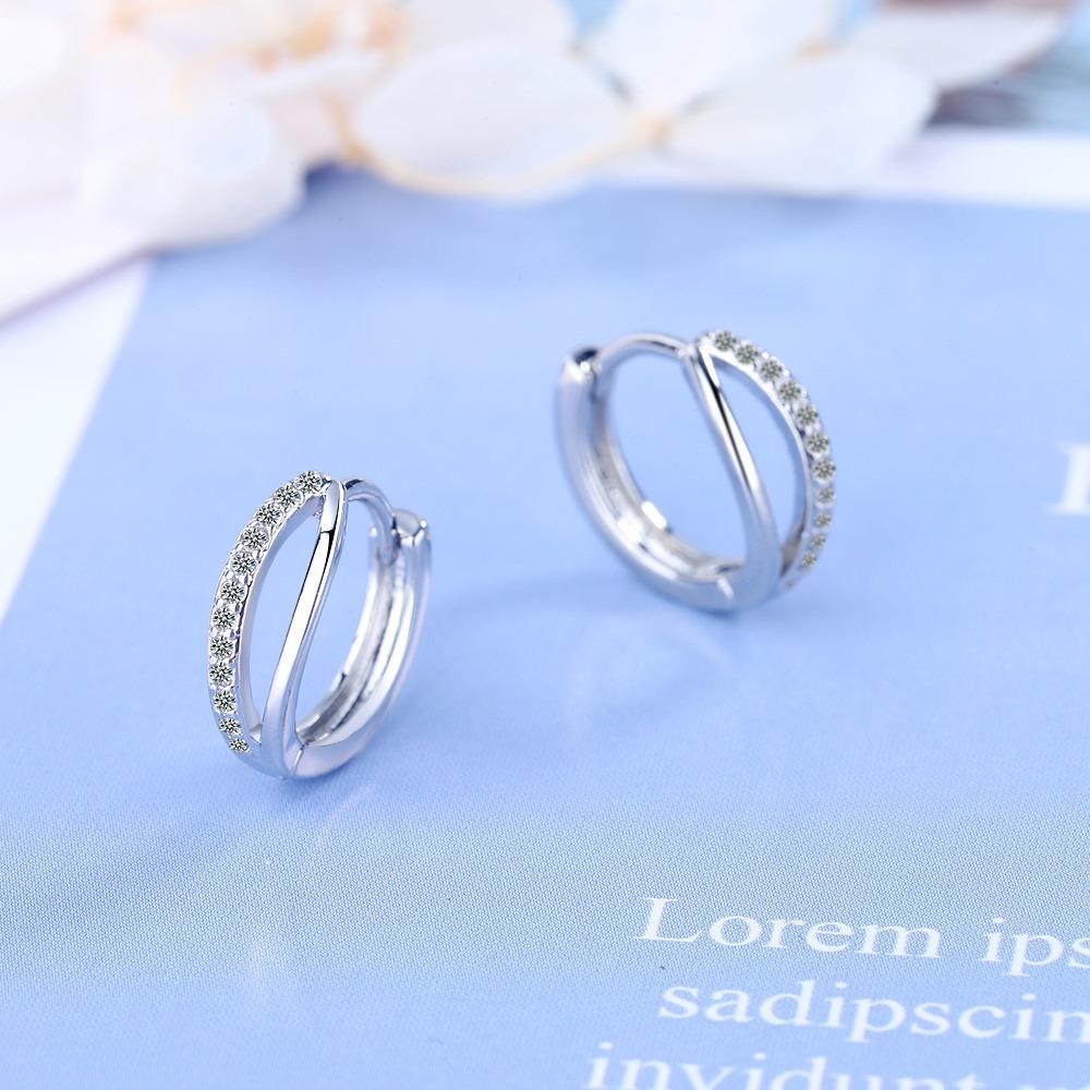Wave Simple Compact Fashion Zirconia Sparkling Classic Stud Earrings for Women Dazzling Female Elegant Accessories Timeless Jewelry