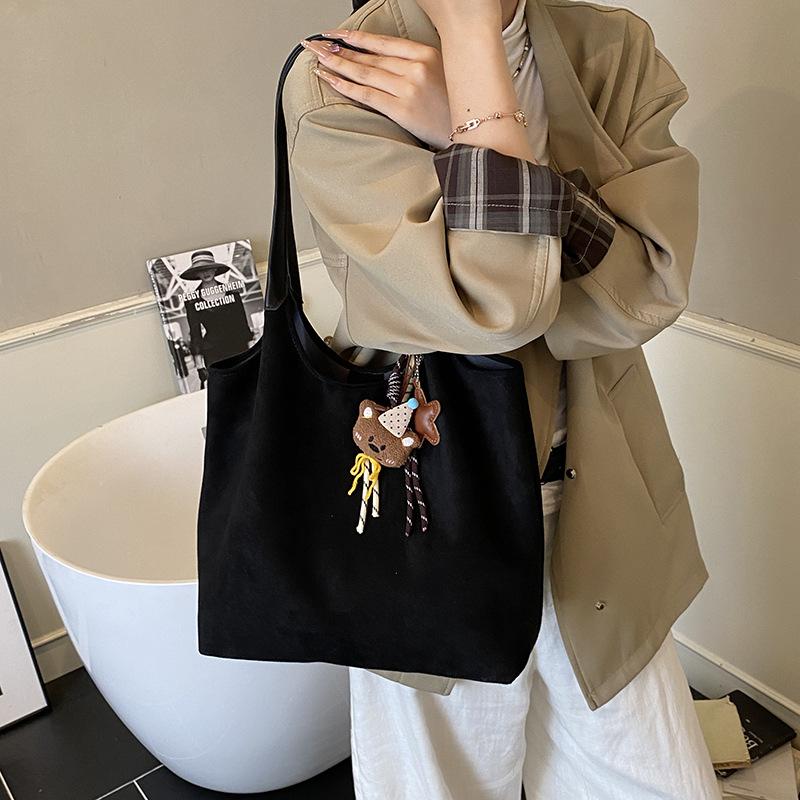 Замшевая сумка женская большой вместимости 2025 новая осень и зима универсальная простая ретро сумка через плечо сумка-тоут для поездок на работу