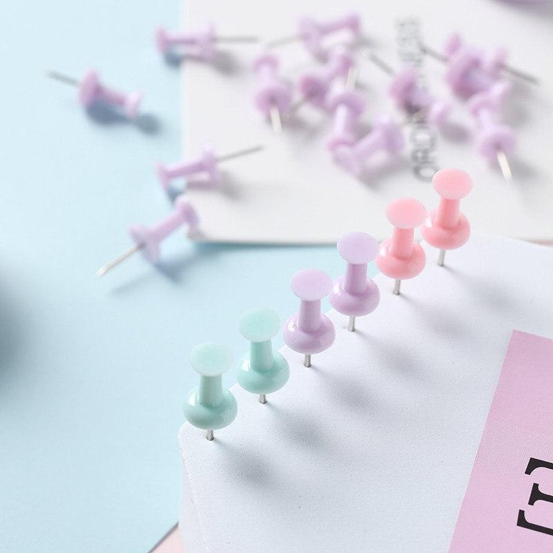 1 коробка, красочные канцелярские кнопки для домашнего офиса, канцелярская кнопка, пробковая доска, канцелярская кнопка, фото настенная карта, маркеры, большие и маленькие канцелярские кнопки