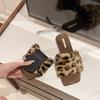 Теплые меховые балетки женские тапочки модные квадратные носки зимние женские элегантные уличные туфли с леопардовым принтом
