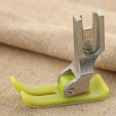 2 шт. MT-18 Плоская промышленная швейная машина Прижимная лапка Ножки Ширина 1,1 см для кожи Ламинированная пена Резиновые ткани Ворсовые ткани