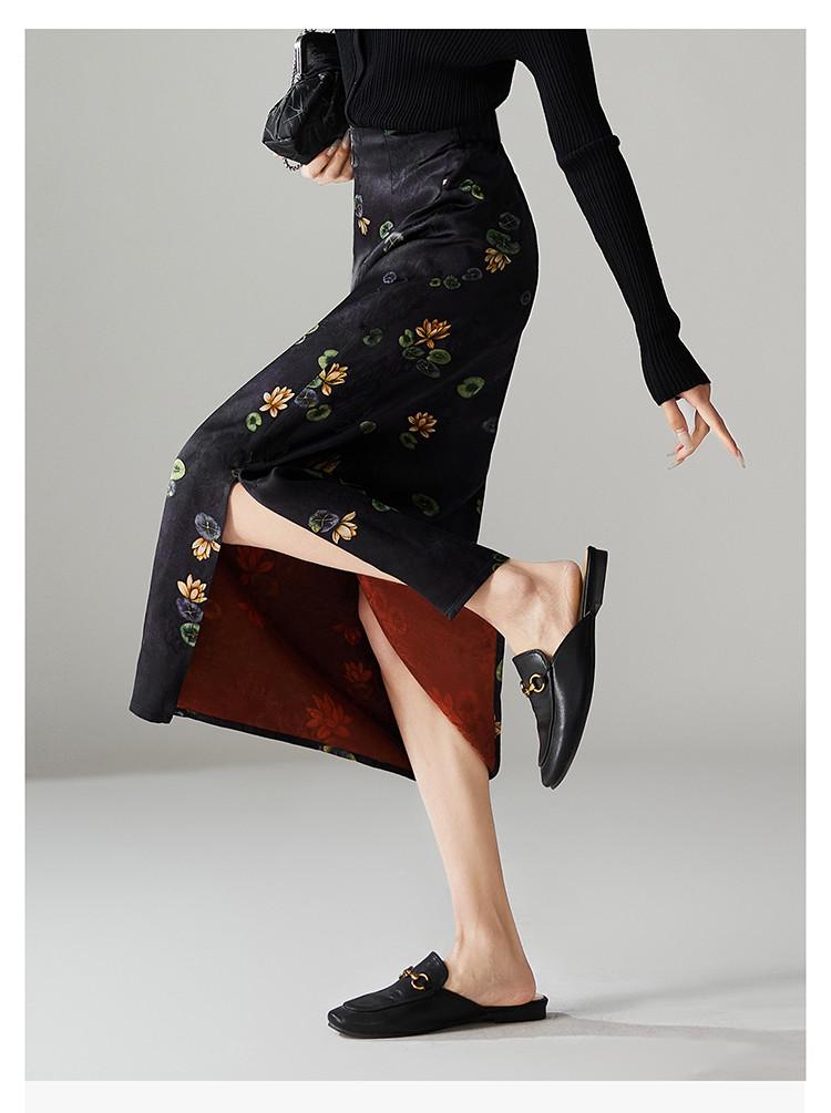 National style high waisted printed midi skirt with 2026 spring temperament, versatile for commuting, mid length straight leg slit skirt