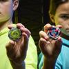 BeyBlade Боевой набор X Drop Attack с ареной Beystadium Takara Tomy Волчки 2 Impact Drake Hover Wyvern Игра для битв Рекомендуется для возраста от 8 лет и - &