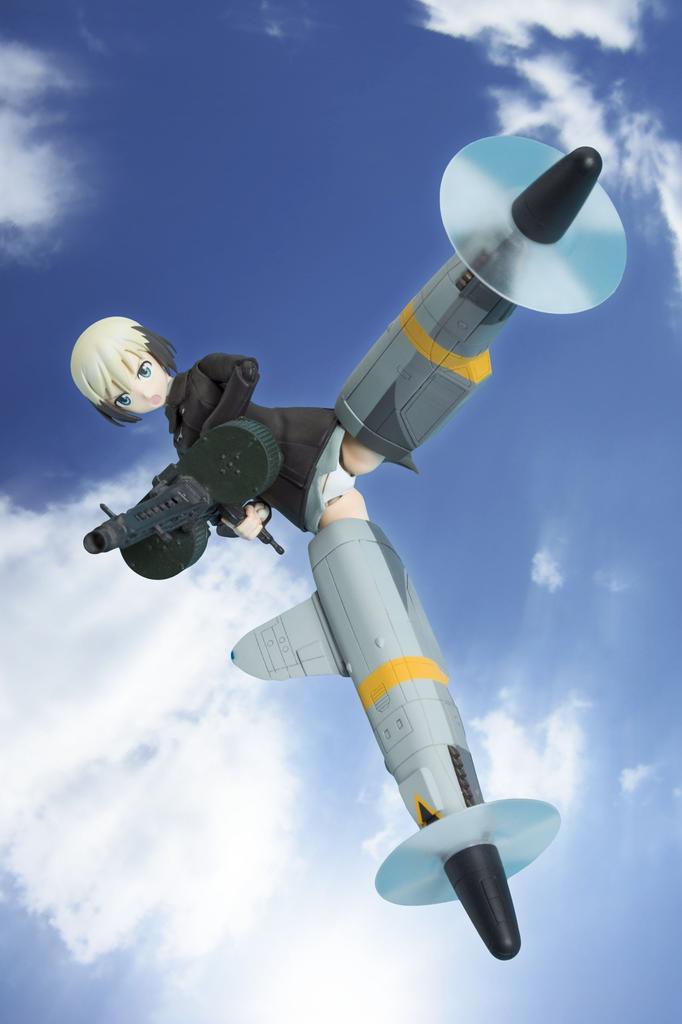 TAMASHII NATIONS Strike Witches 2 Armor Girls Project Erica Hartmann Allied 501st Joint Fighter Wing
