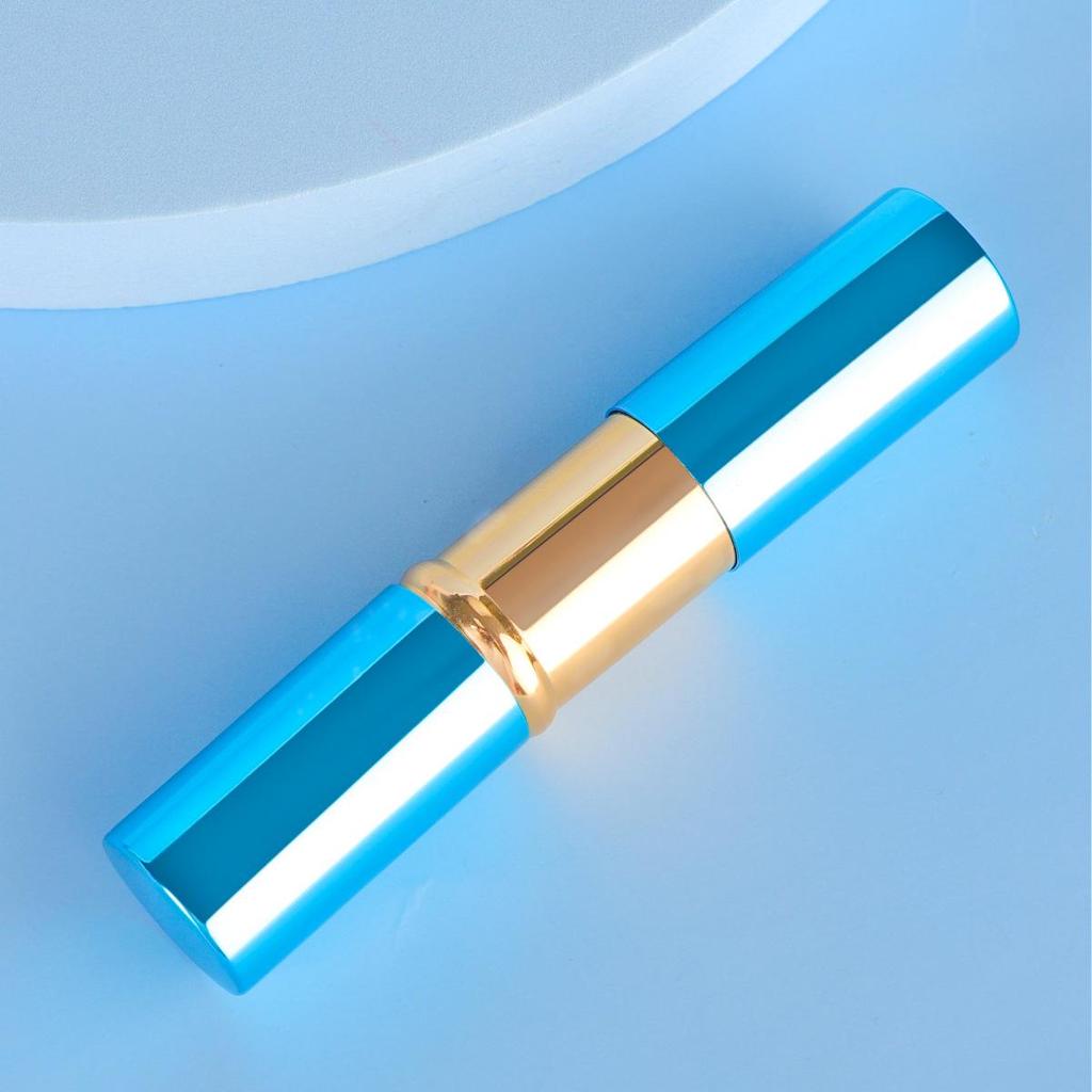 Compact Retractable Travel Powder Brush - Soft Makeup Tool for Blush and Beauty Touch-Ups