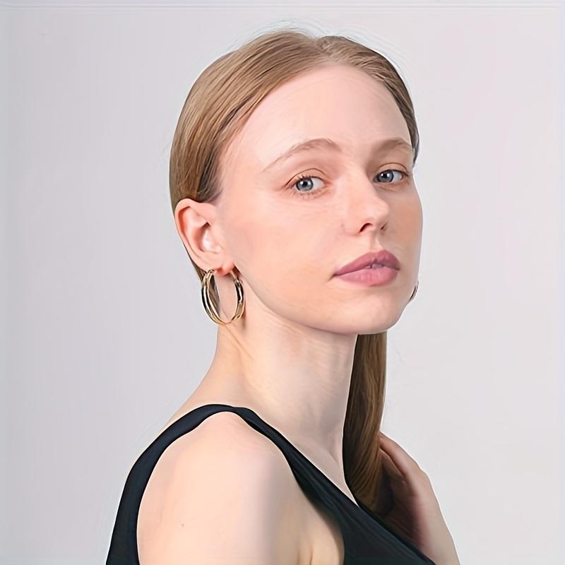 Модные серьги-кольца большого размера для девочек Цвет/Золотистый цвет Современный дизайн Заявление Женские серьги-кольца Ювелирные изделия Оптом