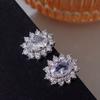 Flower Zircon Stud Earrings Are Small and Exquisite, High-end Super Flash Diamond-set Cold Wind Earrings, Niche Fashion Personality Temperament