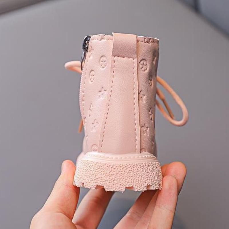 Детские теплые ботинки Мартина 2025 осень и зима новые для мальчиков в британском стиле с плюшевой подкладкой короткие ботинки для детей среднего и маленького возраста кожаные ботинки зимние