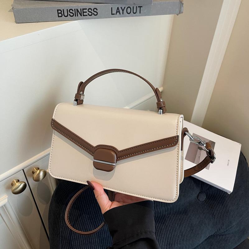 Темпераментная большая вместимость осень новая通勤 премиальная текстура кроссбоди плечо подмышка женская маленькая квадратная сумка