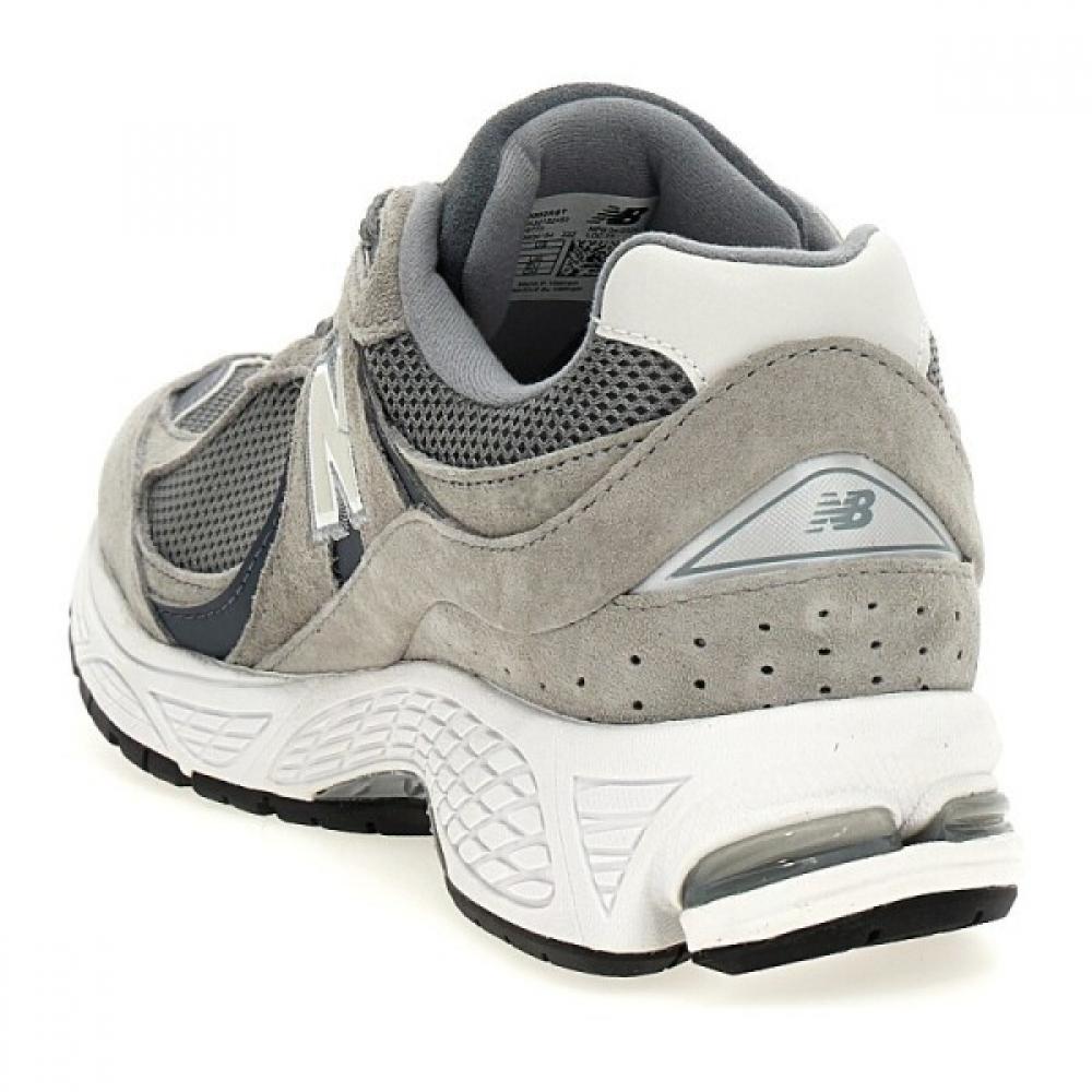 New Balance Кроссовки 2002 года M2002 Rst