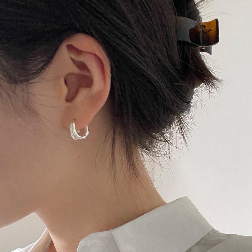 Серьги S925 Высококачественные серьги-кольца в стиле Cold Ins из стерлингового серебра Серьги Niche Design Круглые серьги неправильной формы