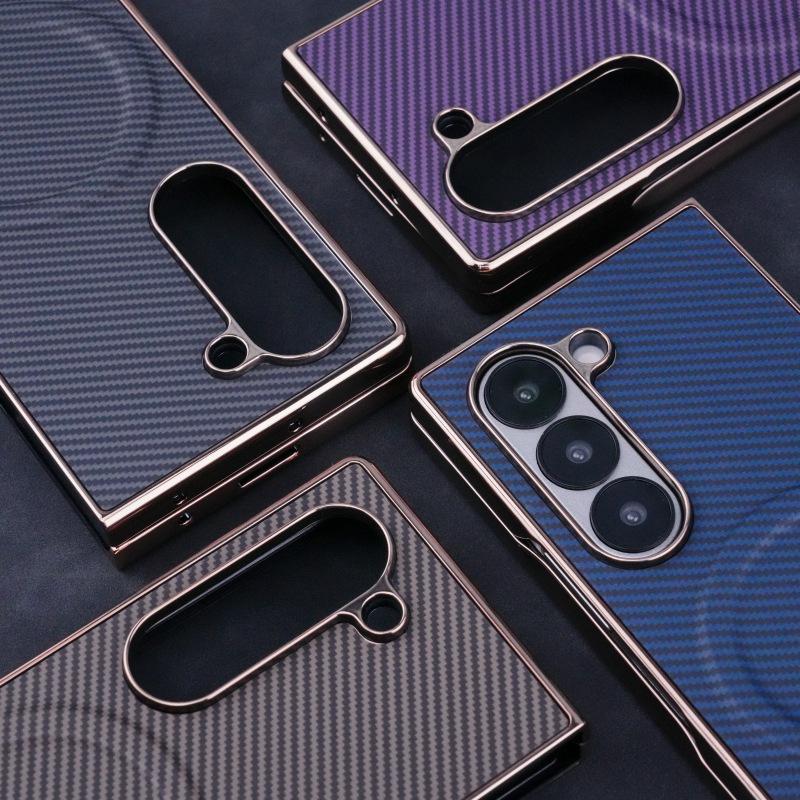 Премиальный магнитный чехол из углеродного волокна для Samsung Z-Fold 7/6