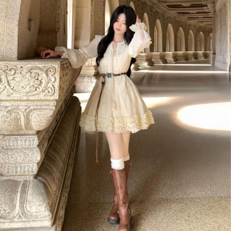 Exotic Atmosphere Bohemian Lantern Sleeve Lace Dress Early Niche Design Pleated Skirt