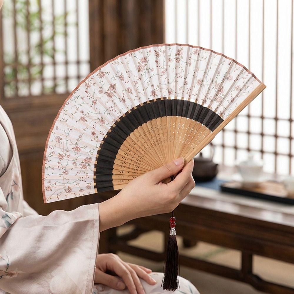 Portable Chinese Style Fan Vintage Bamboo Fan Gift Fan Folding Fan Scenic Area