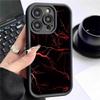Черный Чехол для iPhone 14/15/16/17 Pro Max с Красным Светящимся Узором «Лестница»