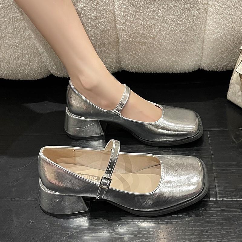 Fashion Silver Thick Heels Mary Jane Shoes Women 2024 Buckle Strap Square Toe Pumps Woman Med Heele Patent Leather Shoes Female