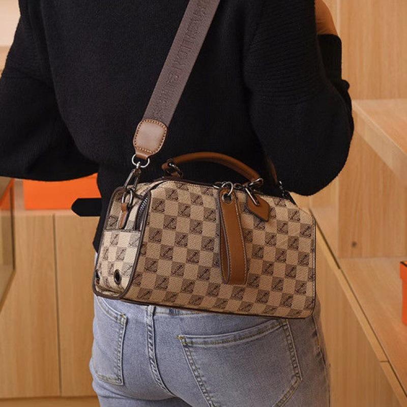 Женская сумка Z Fashion 2024 Boston: Трендовая, Вместительная, Универсальная сумка кроссбоди и на плечо