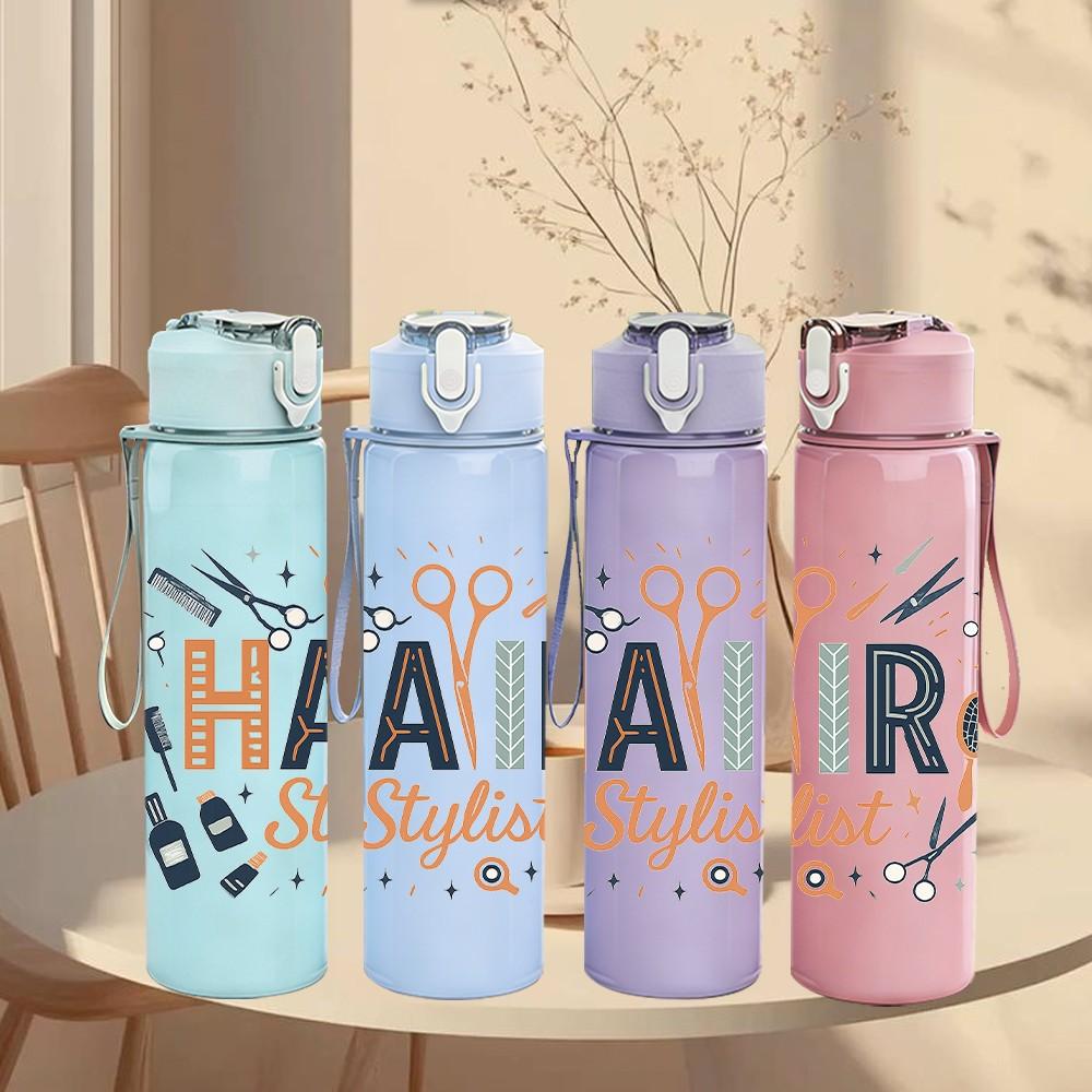 1PC Hair Stylist Salon Text 750ml Color Plastic Sports Water Bottle Leakproof Flip Straw Lid Suitable for Sports Office Home Use