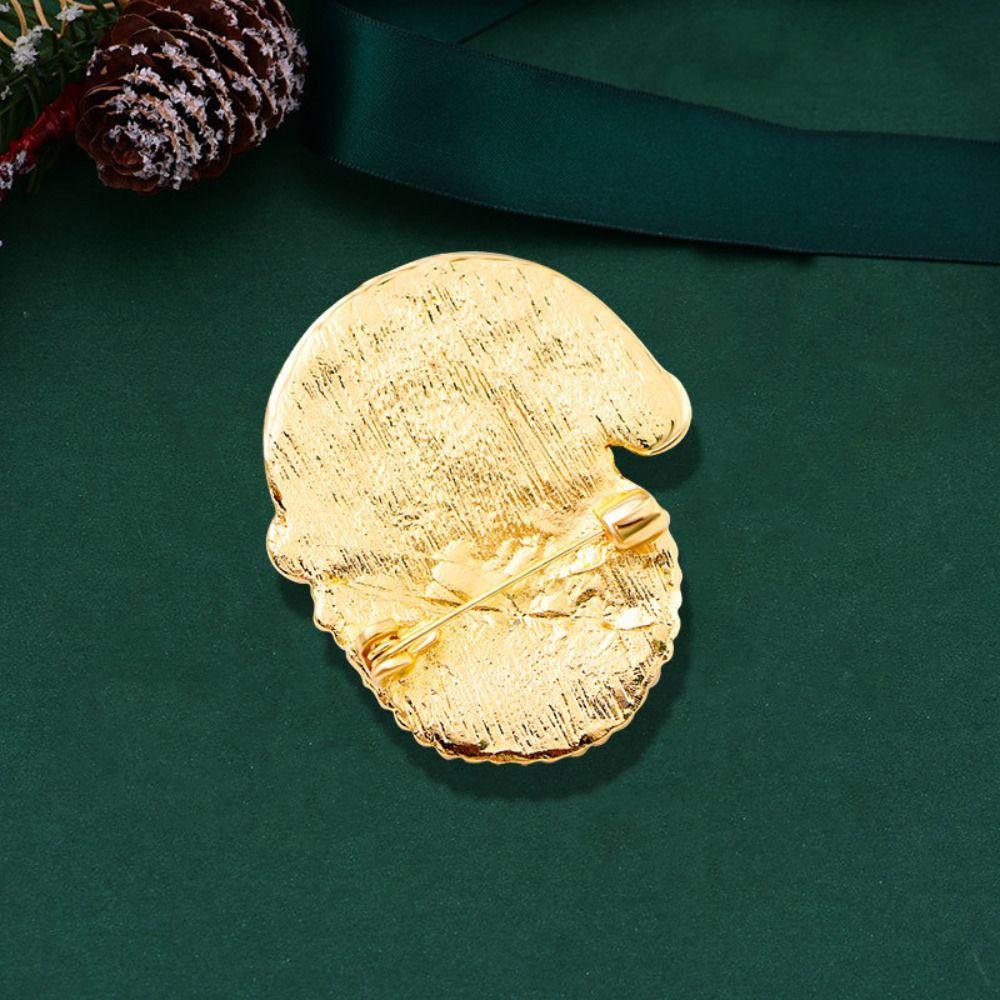 Snowflake Christmas Elk Breastpin Mistletoe Wreath Merry Christmas Decor Gift