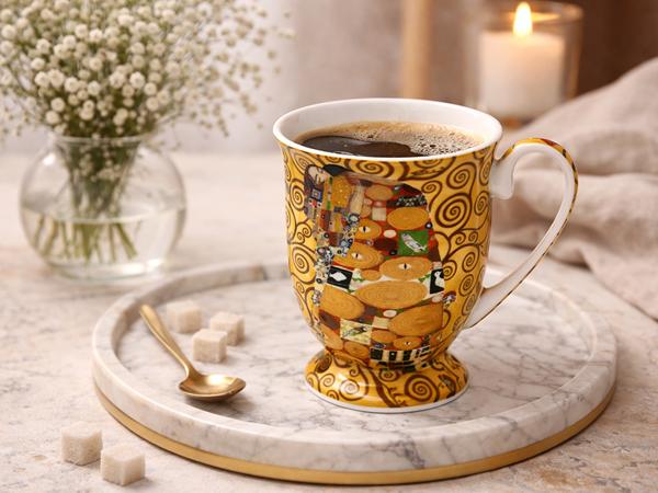 Luxurious Porcelain Mug Gustav Klimt The Kiss 300 As a Gift