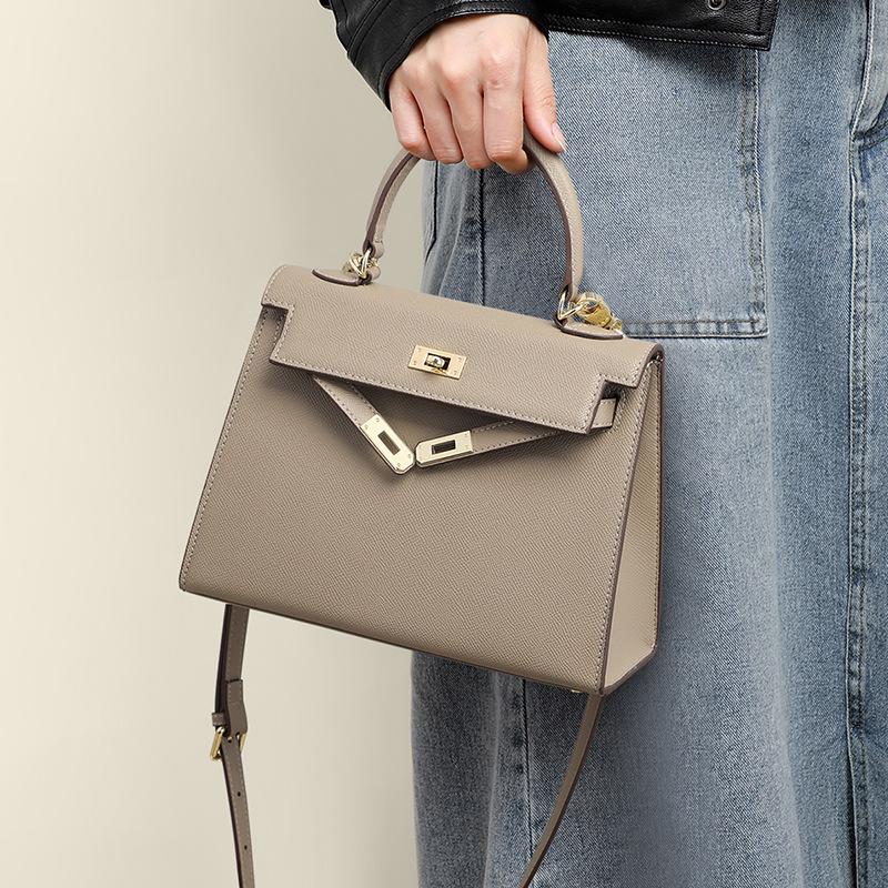 New Fashionable Crossbody Bag with A Trendy and High-end Feel, Hand-held Bill of Lading Shoulder Bag, Genuine Leather Women's Bag, Luggage and Bag