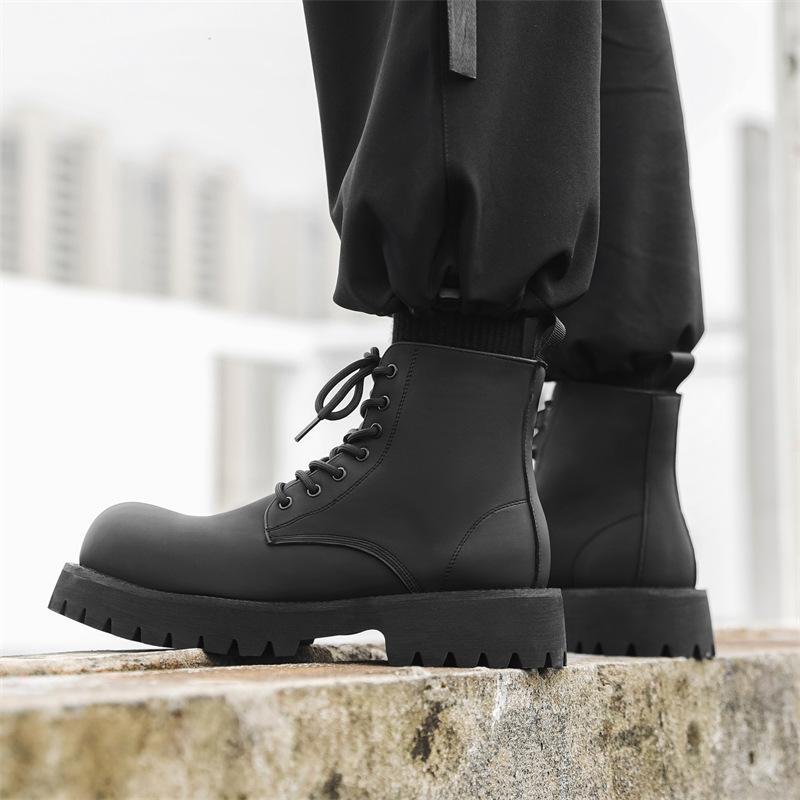 2024 new men's niche high-top Martin shoes men's fashion versatile autumn and winter matte black men's boots 8231-J