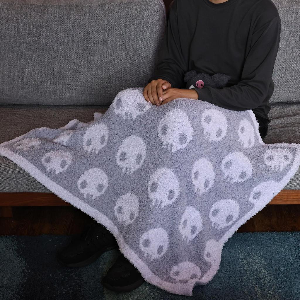 Marushin Sanrio Kuromi Suyamoko Kuromi Mascot Cute and Made with Mitt Stylish Winter Product 3805002000 Blanket, Fluffy, Fabric, Item, Number