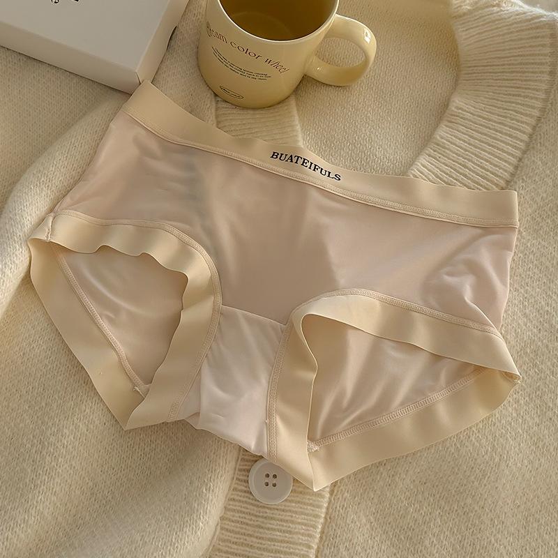 Girls' Ice Silk Quick Drying Seamless Underwear Made of Pure Cotton Antibacterial Crotch Ultra-thin Breathable Waist Hugging Triangle Panties