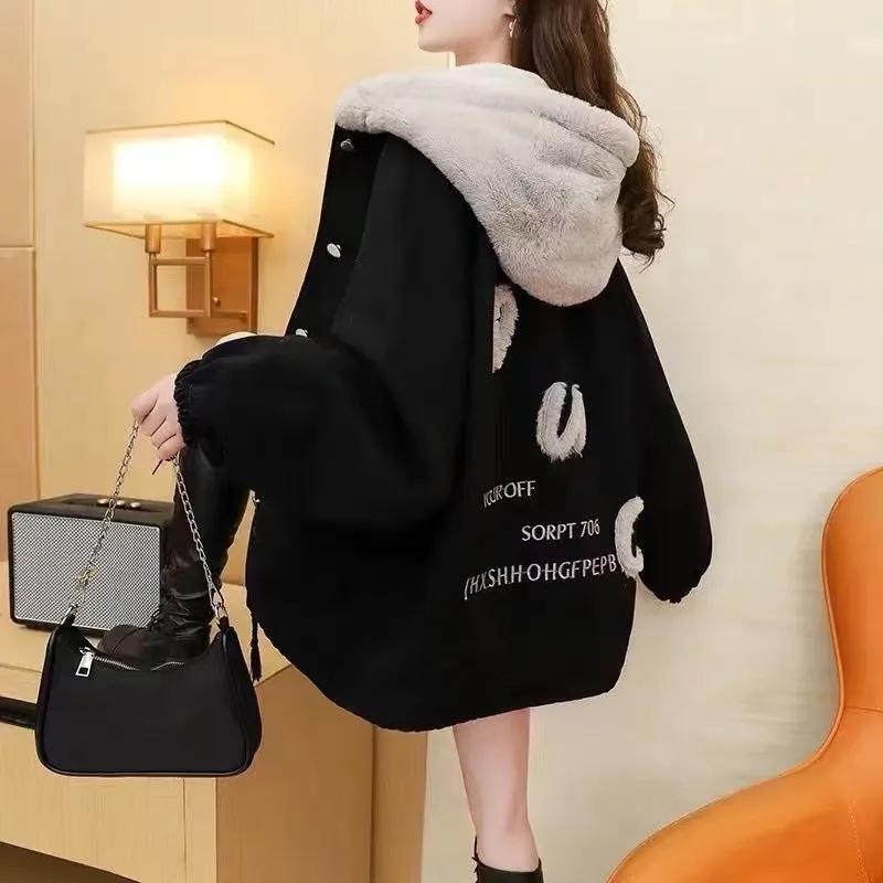 Женская зимняя теплая верхняя одежда с капюшоном, джинсовая куртка, меховая плюшевая лоскутная джинсовая куртка