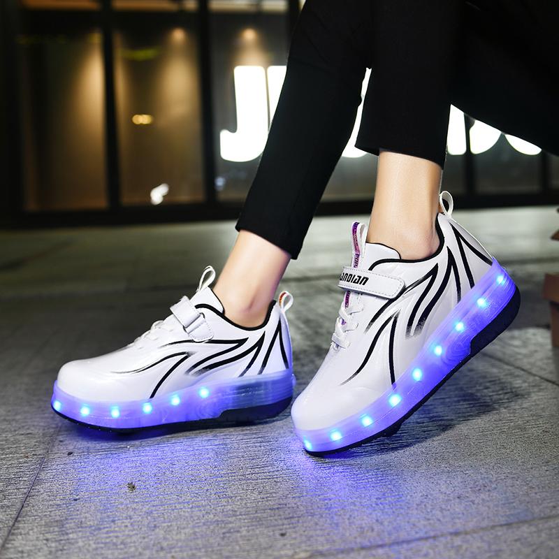 Спортивная обувь для девочек с подсветкой, трущиеся туфли, твердые волшебные патчи, зарядные двухрядные скользящие туфли с колесами