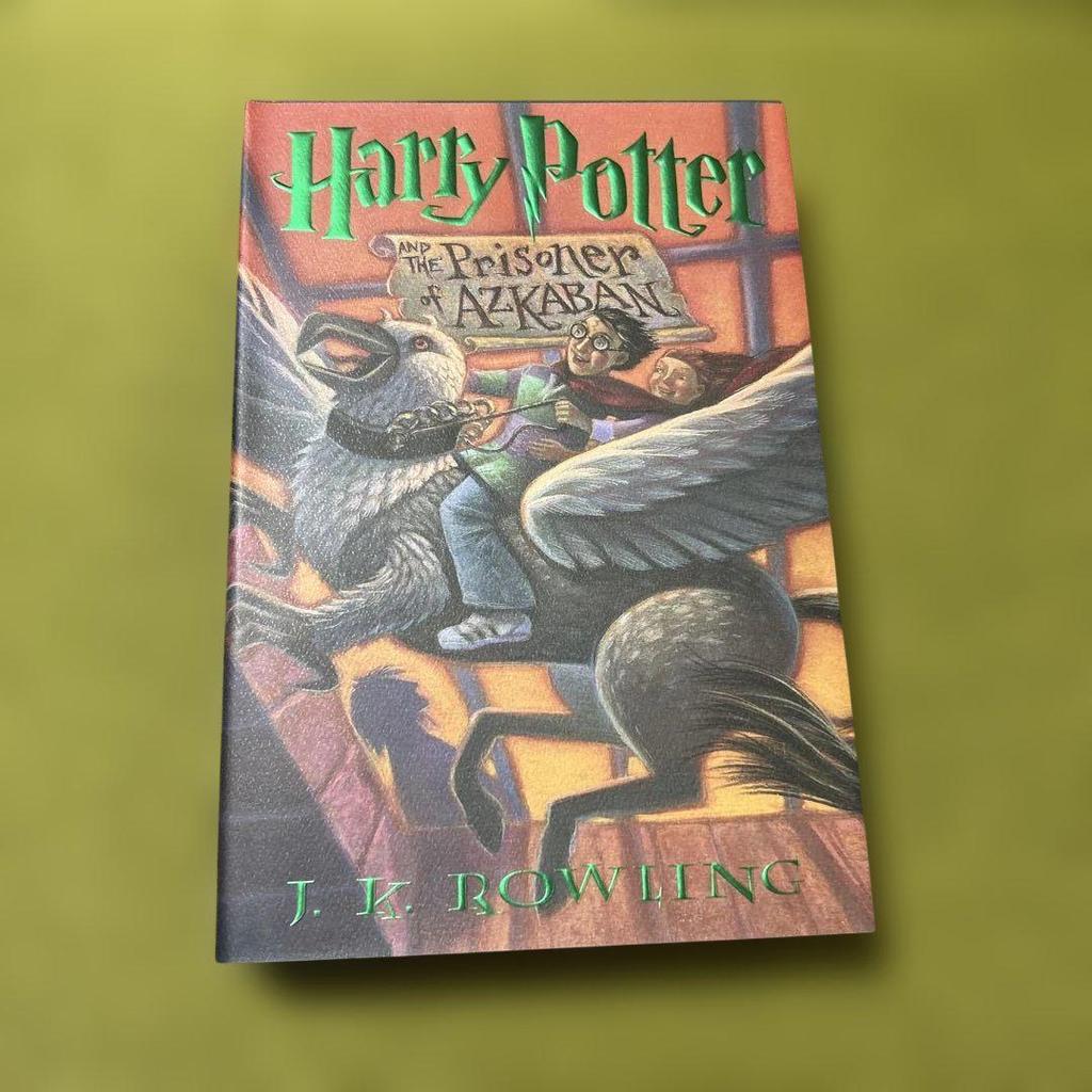 [Б/У] Гарри Поттер полный комплект в специальной коробке (в форме ствола)