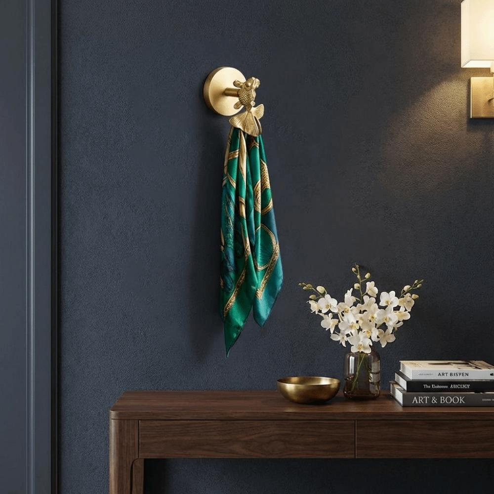 High-Quality Brass Brass Wall Hooks Durable Construction Wall Mounted Hangers Home Decoration