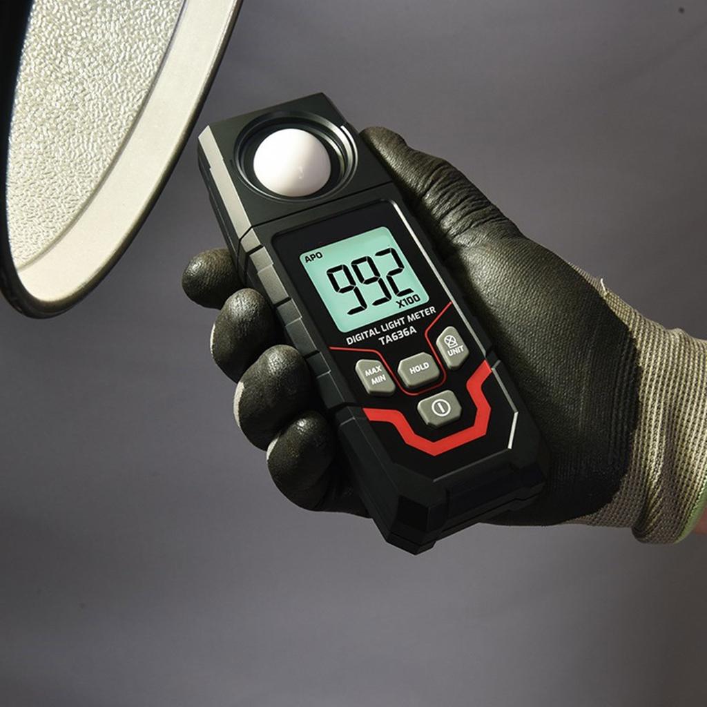 Lightweight Digital Luxmeter for Accurate Light Measurement Data Recording with LCD Display and Multiple Units Selection