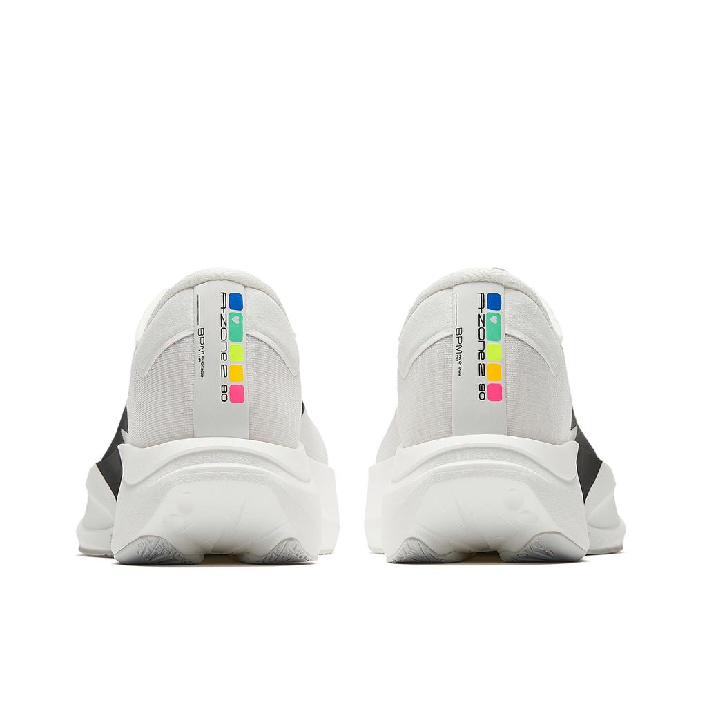 Anta Зона 2 Частота сердечных сокращений 90 Низкие Беговые кроссовки для гонок Мужские Папирусный Белый 112625579-7