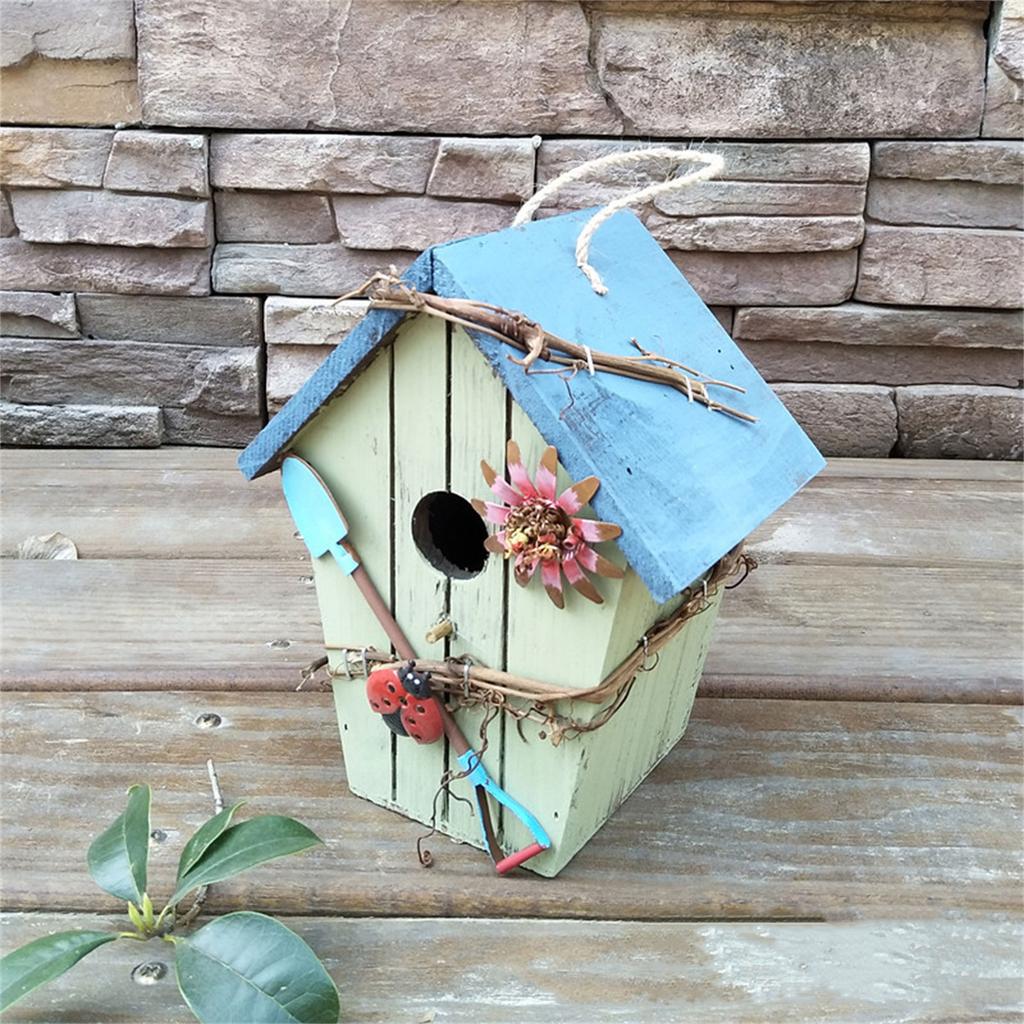 Hanging Wood Bird House for Bird Breeding Handmade Outdoor Bird Nest House for Small Feathered Bird Shelter Nest House