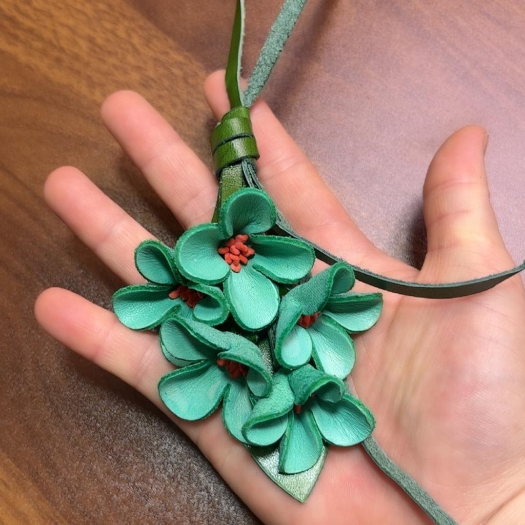 Мода Натуральная Коровья Кожа Подвеска-Цветок Брелок Шарм для Сумки Ежедневник Османтус Подвеска для Ключей Автомобиля Креативная Подвеска Тюльпан Аксессуары для Сумки