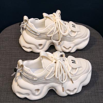 Настоящие кожаные громоздкие кроссовки Весна Новая платформа Увеличение роста Женская обувь Повседневная обувь для женщин Кроссовки