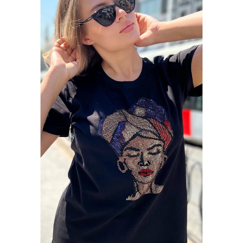 Черная женская футболка размера плюс с круглым вырезом Crystal Stone из 100% хлопка с короткими рукавами