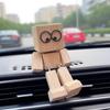 Трясущаяся деревянная фигурка человечка, ручная работа, трясущиеся ноги, деревянная кукла, украшения для автомобиля, смешной деревянный декор для стола, украшения для приборной панели автомобиля