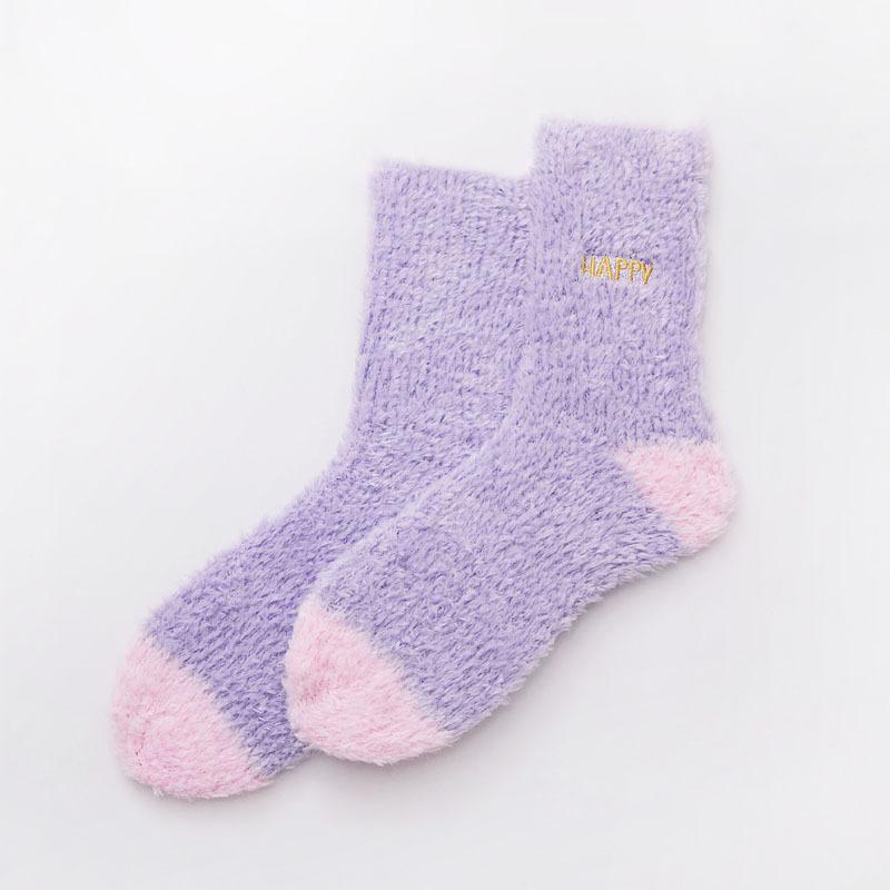 Fleece Lined Thickened Mid Calf Socks Solid Color Embroidered Coral Velvet Socks for Women Girls Macaron Colored Warm Postpartum Fleece Socks