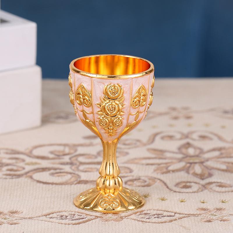Metal Wine Glasses Retro Dinnerware Goblet Vintage European Style Spirit Vodka Champagne Glasses for Bar Home Decor