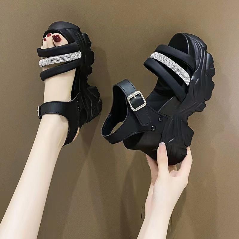 Fashion 2024 Summer New Fashion Roman Sandals Casual Thick Sole Elevated Lightweight Women's Shoes Soft Comfortable and Breathable