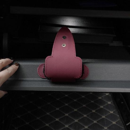 Yousheng Автомобильный крючок Декор в виде сердца Искусственная кожа Сверхпрочный Автомобильный крючок Подвешивание Сумки Ключи Одежда Мелочи Автомобильный органайзер Держатель