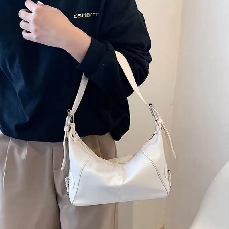 Сумка через подмышку женская сумка крутая стильная одноплечевая сумка через подмышку сумка-палка нишевый дизайн кожаная одноплечевая сумка на молнии