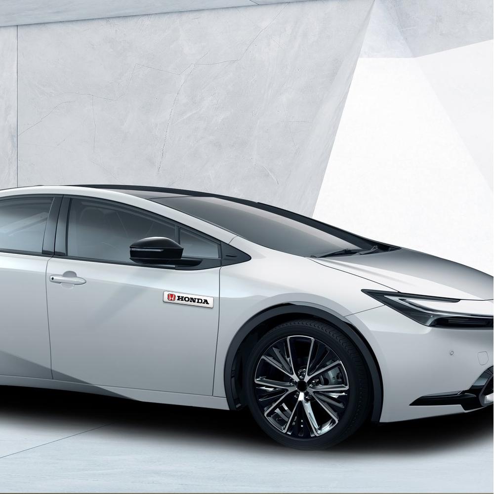 Aluminum Car Badge Sticker Auto Body Trunk Decoration Accessories for Honda CRV HRV Civic Accord Fit Jazz City Odyssey