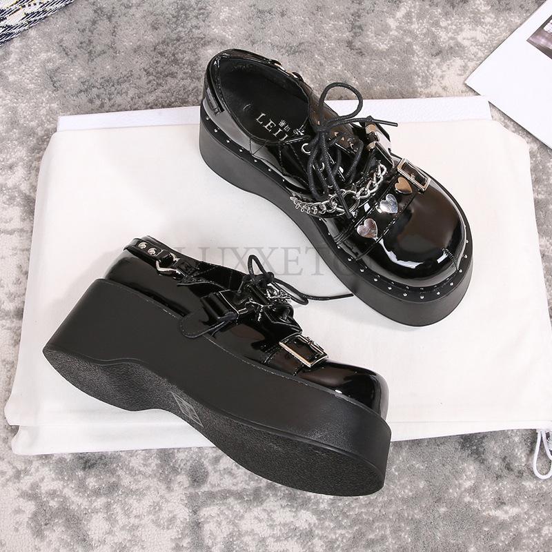Женские туфли-лодочки Mary Jane Derby с металлическим украшением на платформе и плоском каблуке Женская обувь на танкетке Лолита Готика Харадзюку Панк Обувь