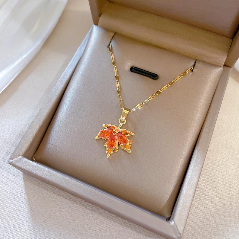 Zircon Maple Leaf Pendant Necklace for Women 2023 New Stainless Steel Chain Necklace Fashion Party Jewelry
